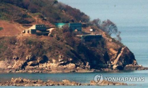함박도에 설치된 북한군 시설