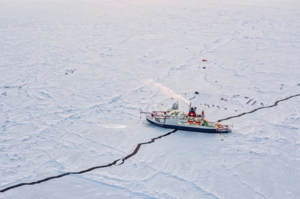 북극 해빙은 지구 가열화로 갈수록 줄어들고 있다.[사진=NASA]