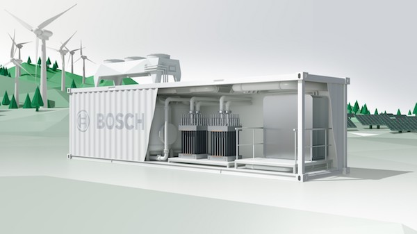 보쉬는 청정 수소(풍력 및 태양열 발전) 구동 파워트레인 기술 개발 외에도 미래 스마트 수소 에너지 발전용 수전해 스택(electrolysis stack) 개발에도 주력한다. 보쉬 H2 수전해 스택은 산소와 수소를 분리하는 수전해 셀 100여 개가 장착된다. Courtesy: Bosch