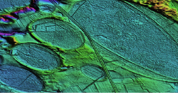 수소 매장지에는 토양 표면에 일명 ‘요정의 원(fairy circles)’이라는 지질학적 현상이 나타난다는 것이 특징이다. Image: Engie
