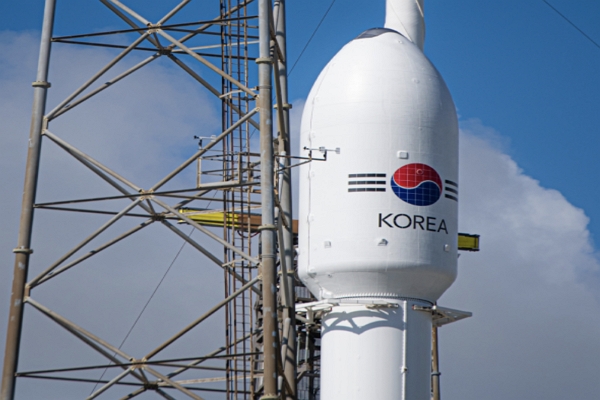 한국군 첫 전용 통신위성 '아나시스(Anasis) 2호' 발사 전경. [사진=​SpaceX]