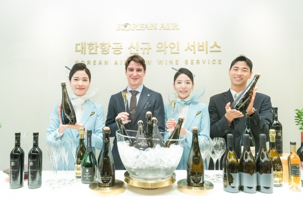 대한항공은 지난달 13일 오전 서울 포시즌스 호텔에서 신규 기내 와인 발표회를 열고 새롭게 선정된 기내 와인 50종을 발표했다.