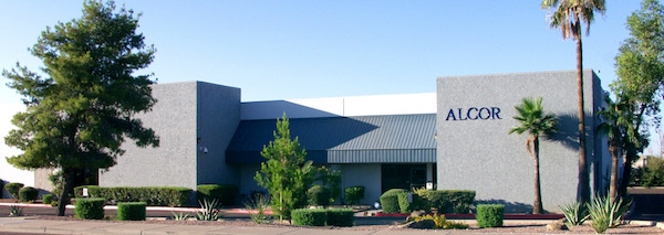 미국의 인체냉동보존술 기업 앨코어가 제공하는 전시냉동술 시술 가격은 최하 2억 원 가량한다. The Alcor building in Scottsdale, Arizona.